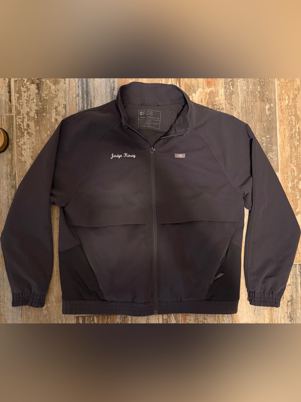 #0050 Women’s FIGS Sydney Scrub Jacket - Charcoal M